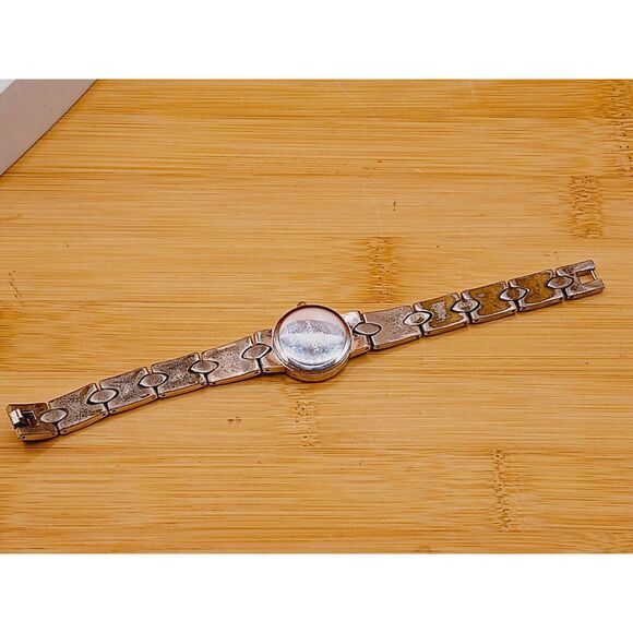 Peugeot 746 Watch Women's Silver And Gold Tone Bracelet WORKING Vintage Watch - Picture 6 of 6